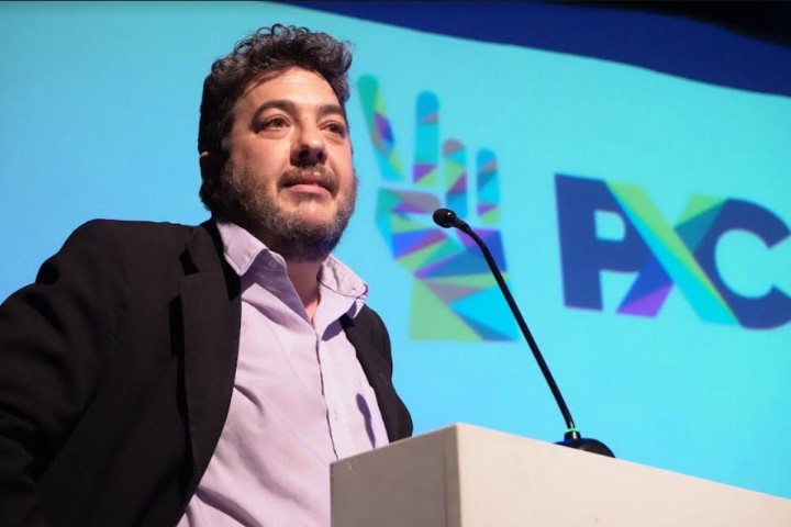 Lisandro Teszkiewicz: "En la ciudad más rica del país nos encontramos con gente sin acceso a agua potable"