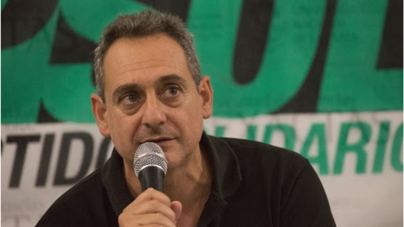 "Soledad Acuña desconoce totalmente cómo se dan clases en Bs. As. Tendría que haber renunciado a su cartera por respeto a todos los docentes", Carlos Grande