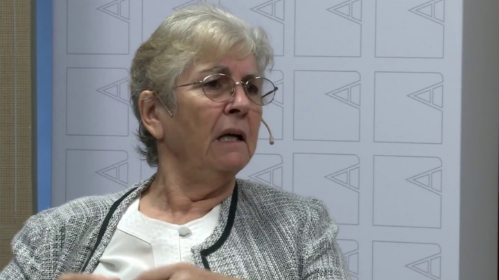 "Esta gente siempre tiene una especie de desprecio. No saben lo que es la docencia, nunca pisaron un aula". Marta Maffei