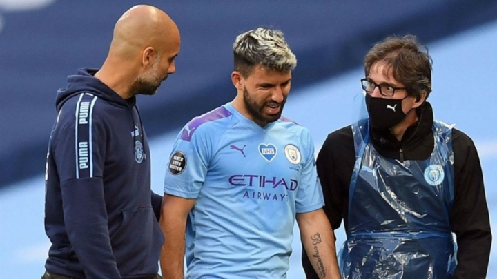 Guardiola no dio buenas noticias sobre el futuro cercano del "Kun" Agüero