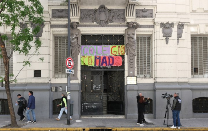 La Ciudad denunció a 366 padres de alumnos que tomaron escuelas y les reclama más de $50 millones