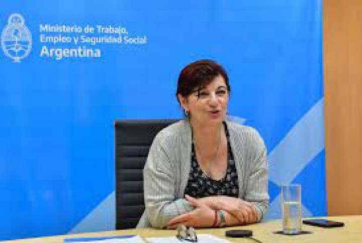 Kelly Olmos: "Lo que le dio más trascendencia, fue la actitud que él tuvo con el aumento a los Senadores"