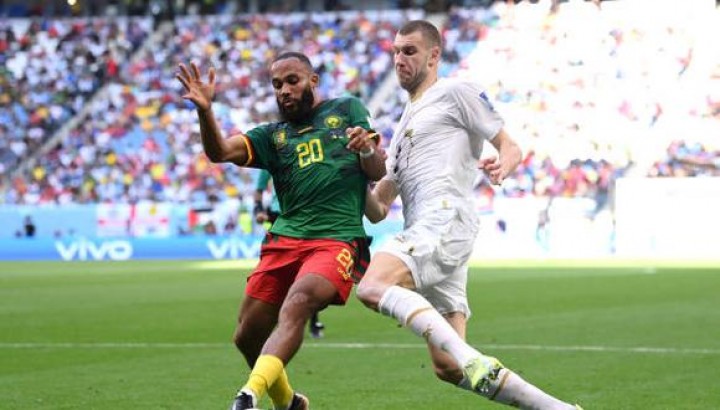 Serbia y Camerún igualaron en un increíble partido repleto de goles por el Grupo G