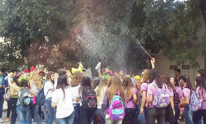 “Es fantástico que puedan festejar el UPD, lo que no es necesario es que lo hagan con alcohol, ni con estas cantidades”