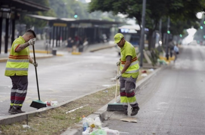 La Unidad Piquetera levantó el acampe de la 9 de Julio, pero anticipó más medidas